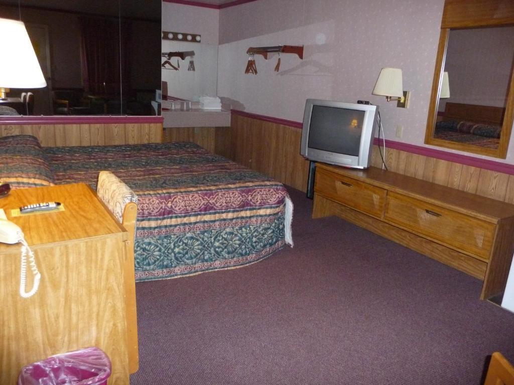 Red Rose Motel Elizabethtown Room photo