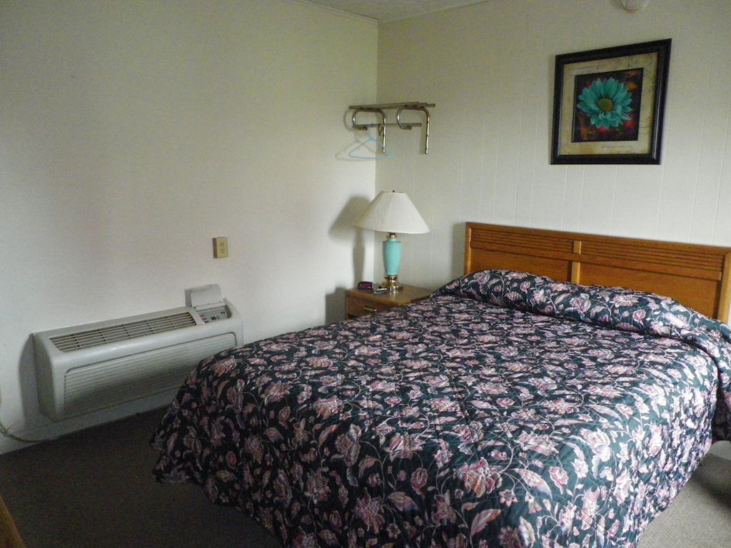 Red Rose Motel Elizabethtown Room photo